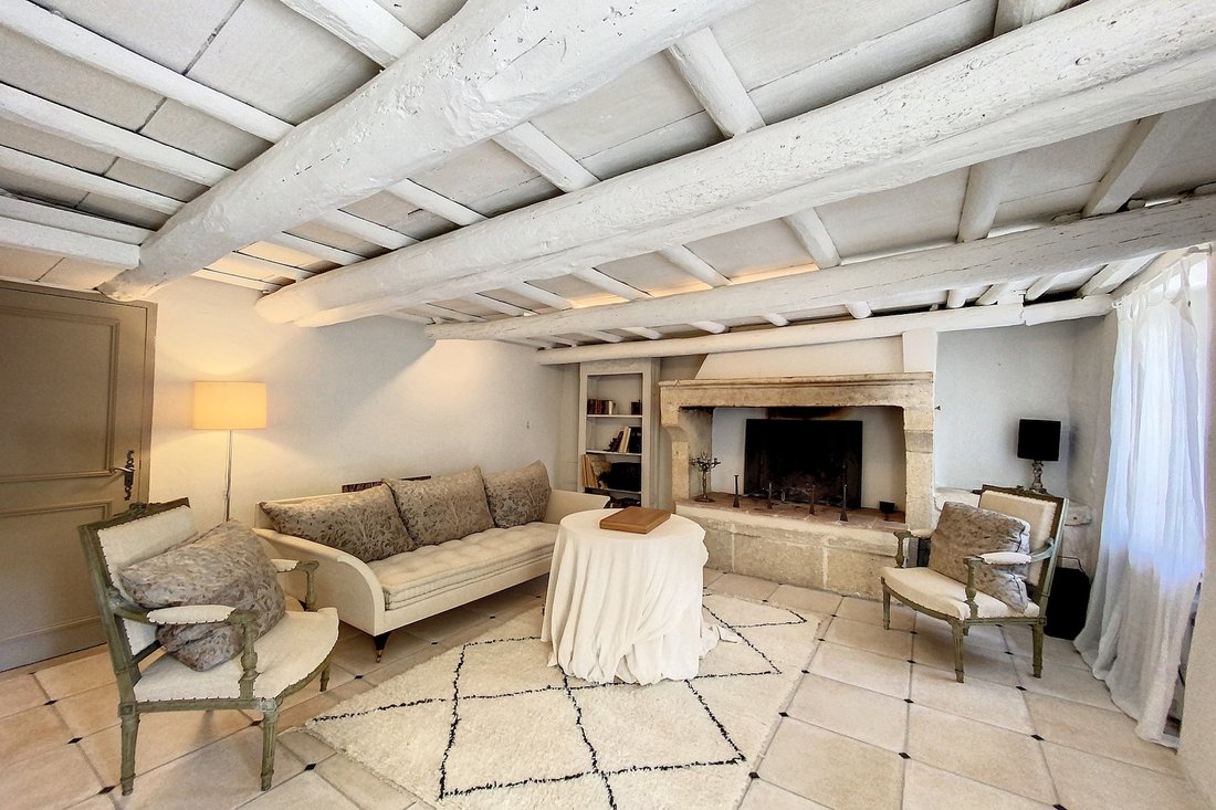House in Uzès, Occitanie, France 2 - 13290545