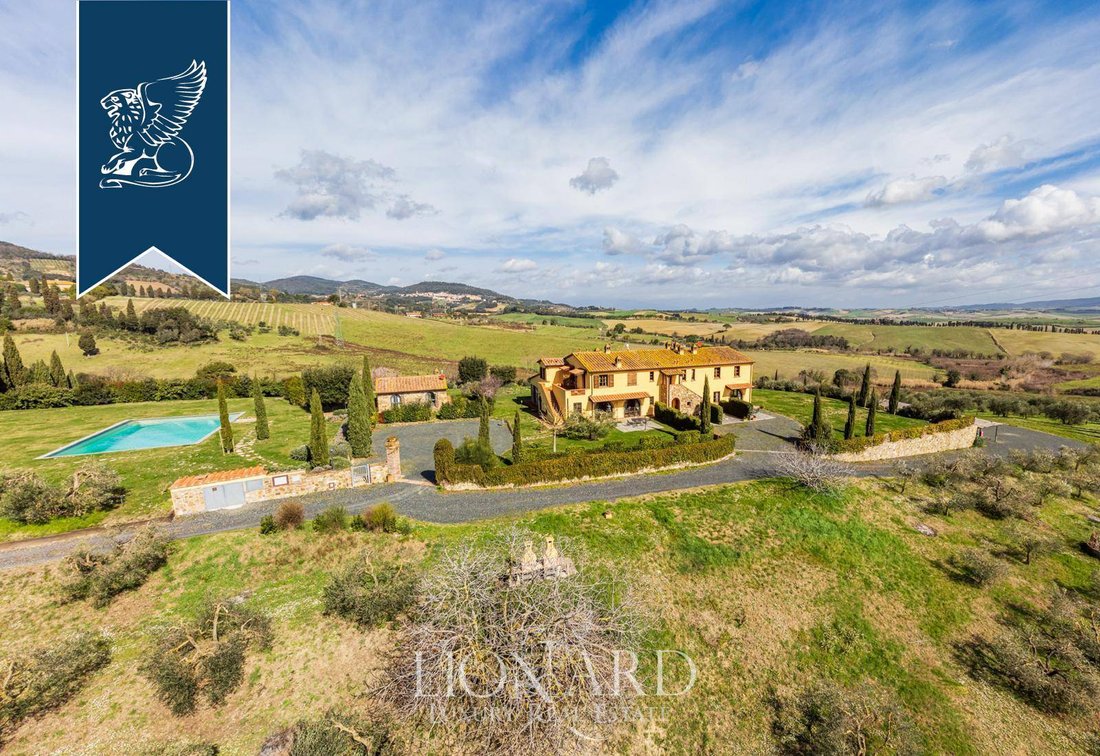 Villa in Castelnuovo della Misericordia, Tuscany, Italy 2 - 13292272