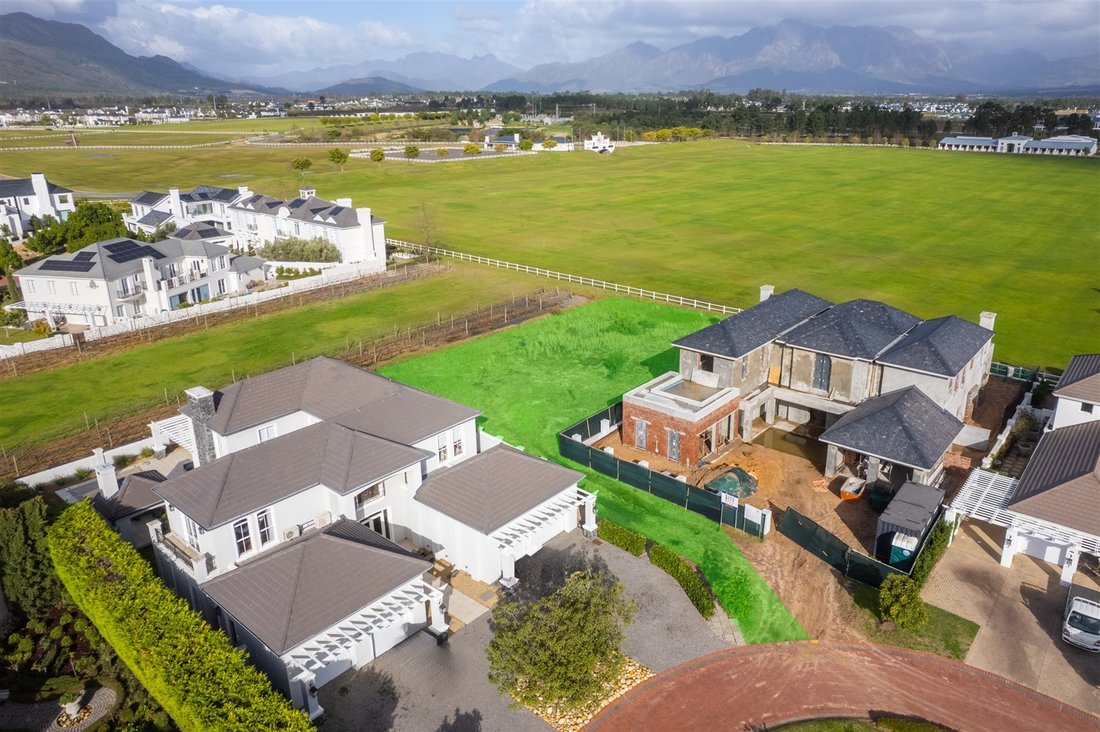 Exclusive In Val De Vie Winelands Lifestyle Estate, Western Cape, South
