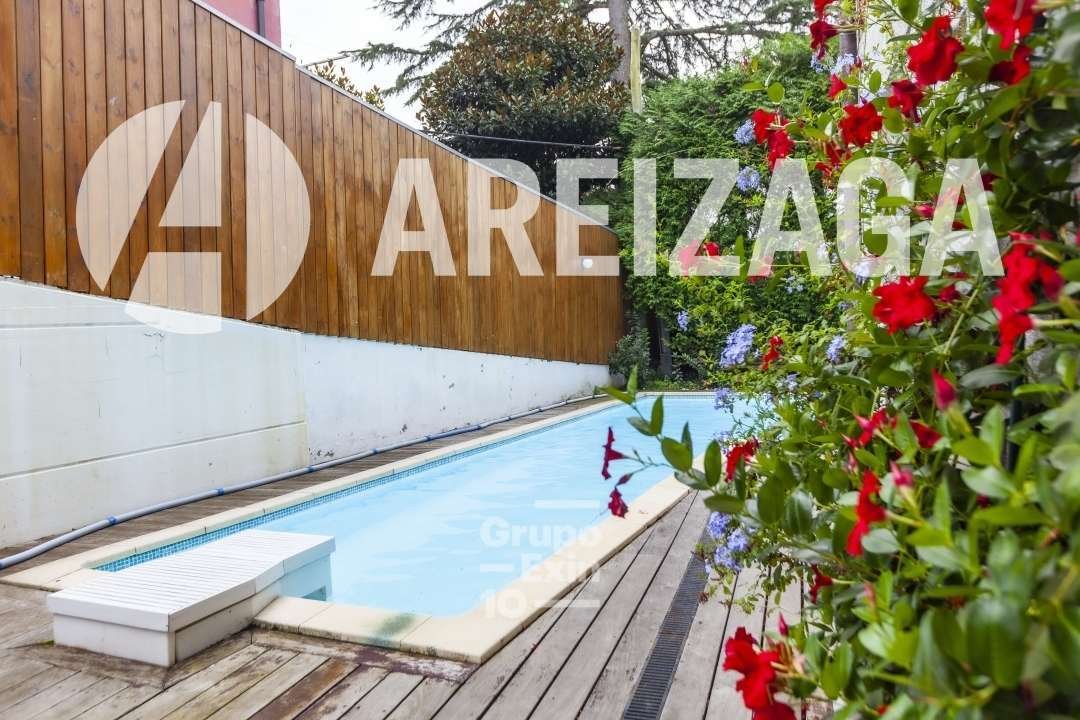 Single Family Villa Of 500 M2 In Donostia San Sebastian, Basque Country