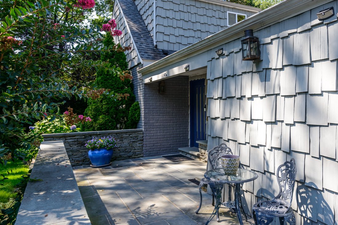 34 Turtle Cove Lane, Huntington, Ny 11743 In Halesite, New York, United