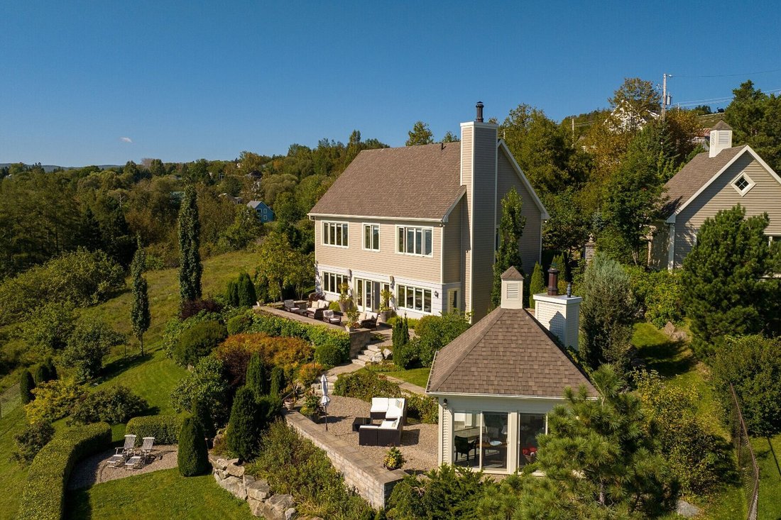 La Malbaie, Capitale Nationale In La Malbaie, Quebec, Canada For Sale