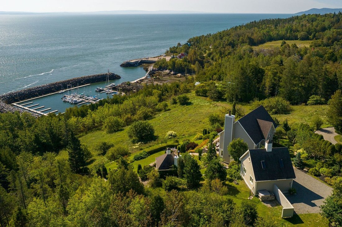 La Malbaie, Capitale Nationale In La Malbaie, Quebec, Canada For Sale