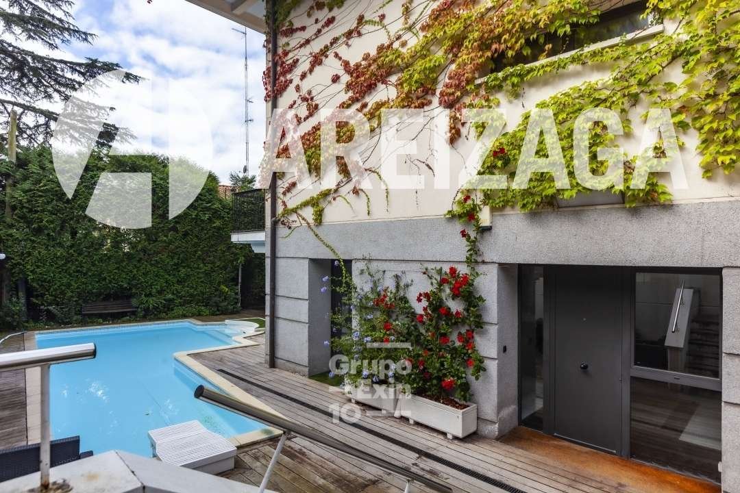 Single Family Villa Of 500 M2 In Donostia San Sebastian, Basque Country