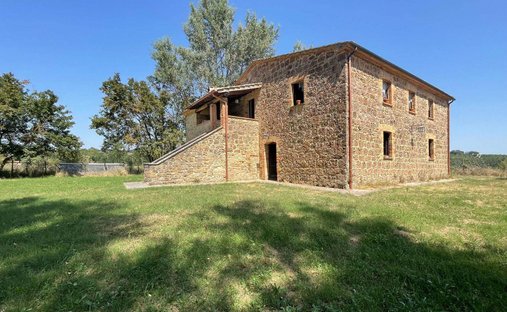 Country House in Sarteano, Tuscany, Italy 1