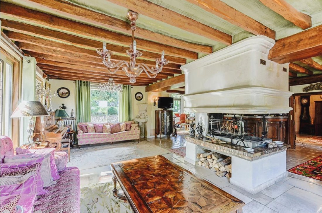 Montfort L'amaury House In Montfort L'amaury, île De France, France For