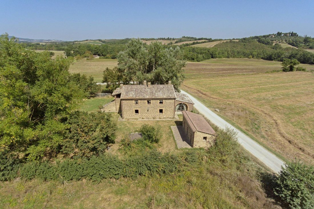 Country House in Sarteano, Tuscany, Italy 4 - 13291809