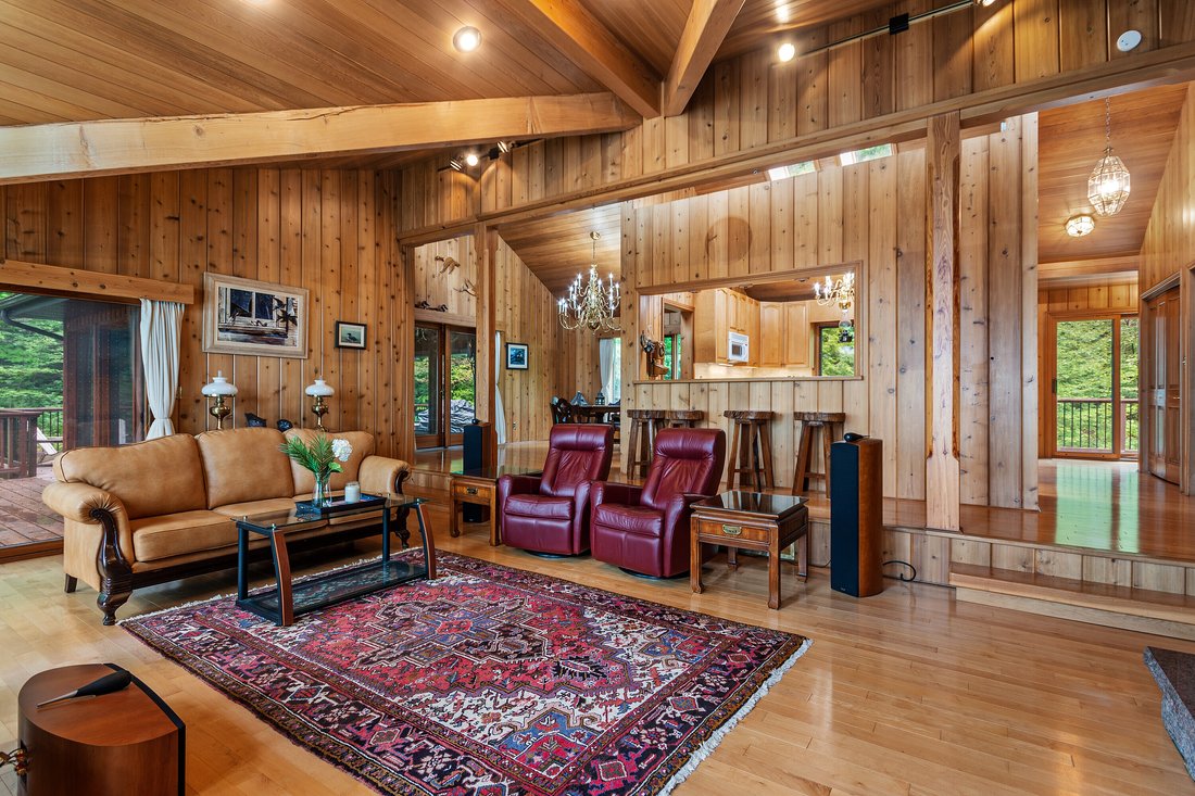 Stunning Go Home Lake Cottage In Mac Tier, Ontario, Canada For Sale