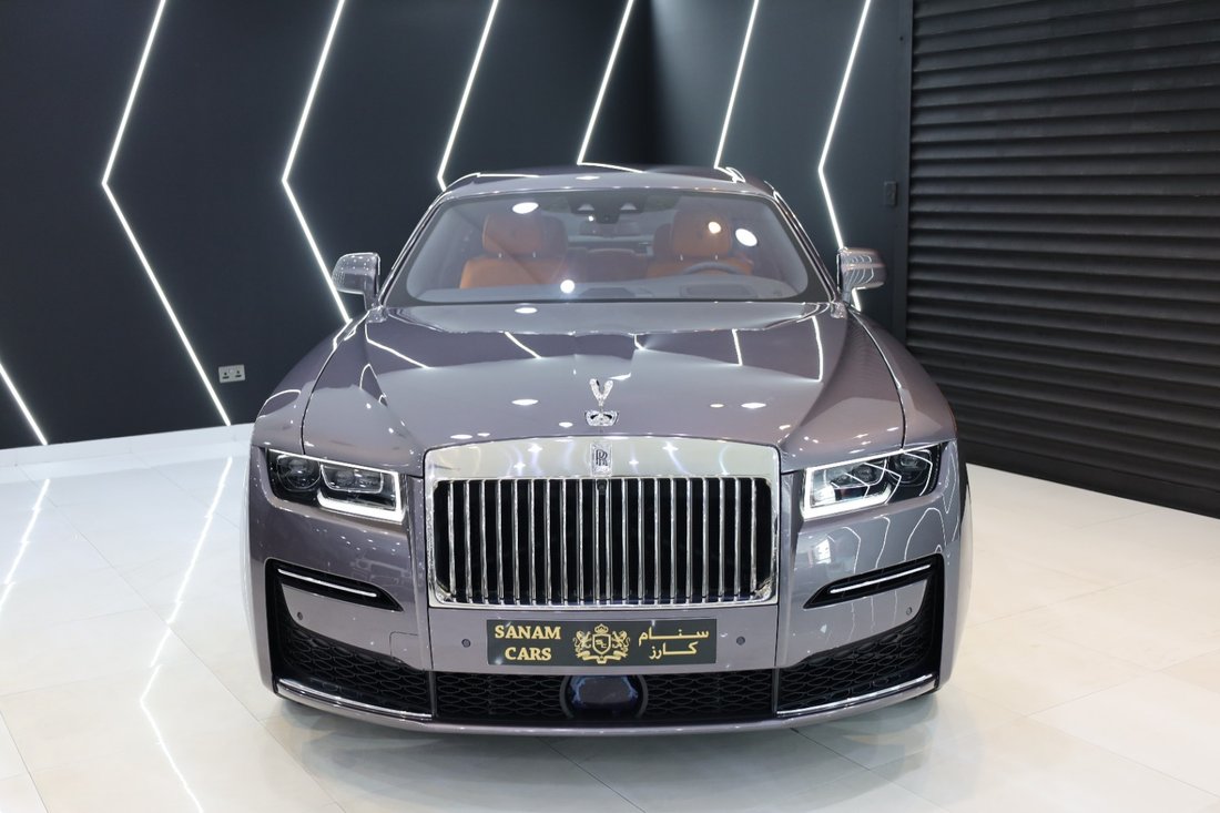Sedan in Dubai, Dubai, United Arab Emirates 2 - 13295378
