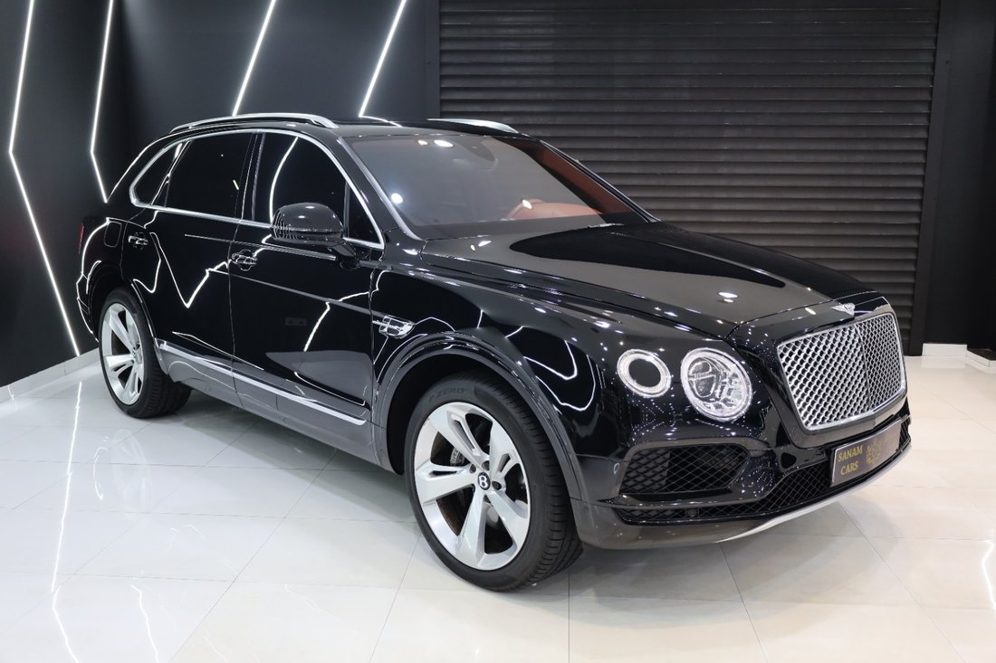 Sedan in Dubai, Dubai, United Arab Emirates 3 - 13295380