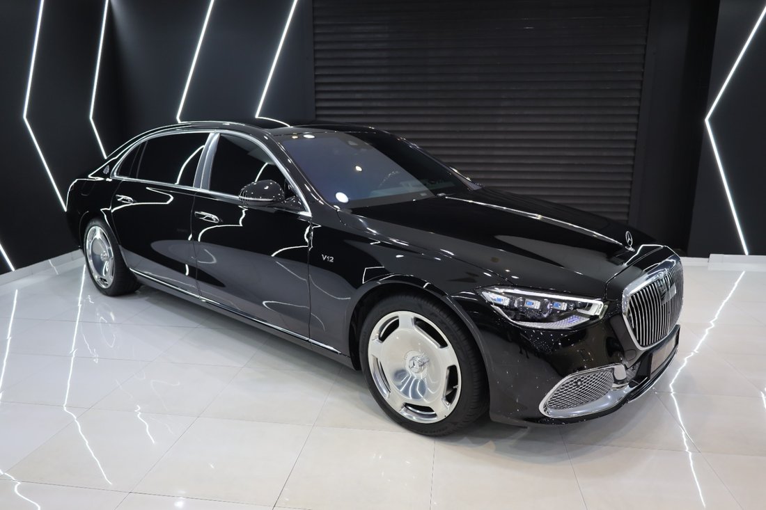 Sedan in Dubai, Dubai, United Arab Emirates 4 - 13295382