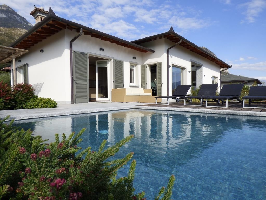 Lake Como Villa With Swimming Pool Tremezzina