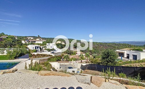 House in Frejus, Provence-Alpes-Côte d'Azur, France 1