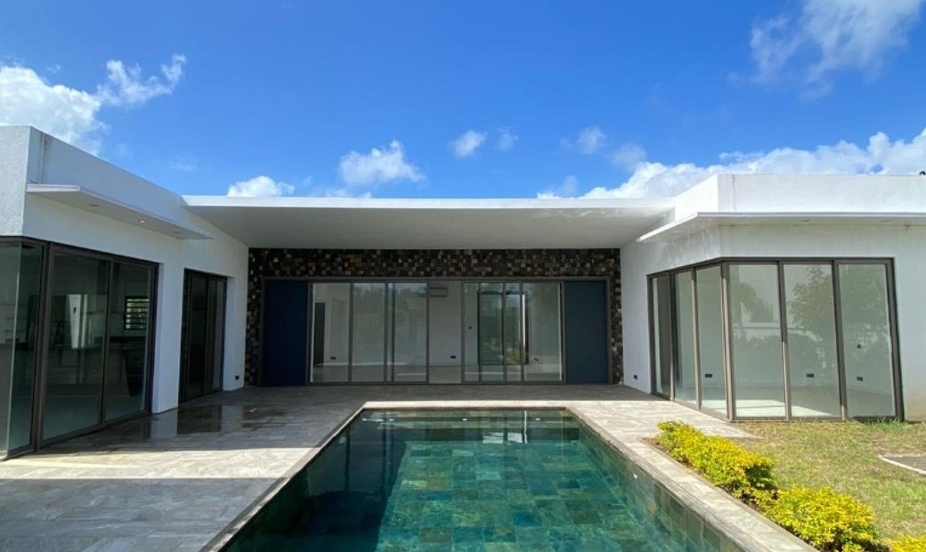 Villa For Sale In Cap Malheureux, Rivière Du Rempart District