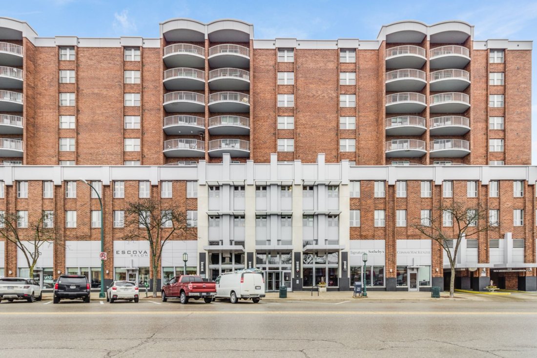 Birmingham In Birmingham, Michigan, United States For Sale (13300150)