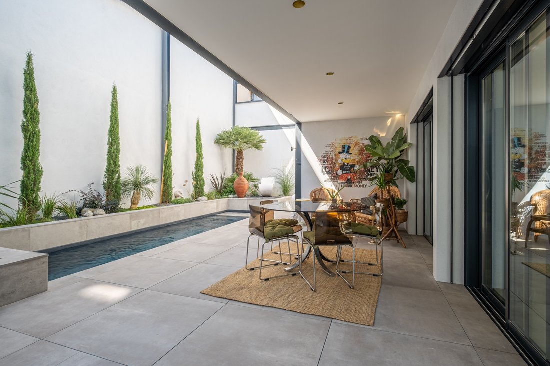 Exceptional Architect's House In Lyon 8th In Lyon, Auvergne Rhône Alpes