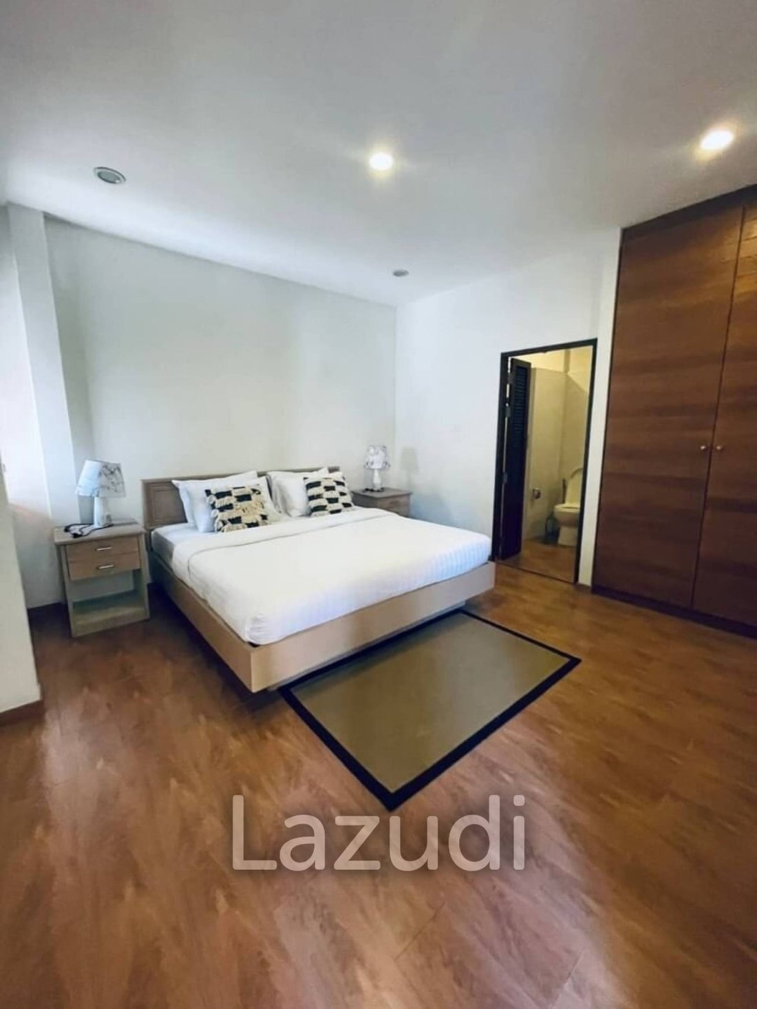 Villa in Pattaya City, Chon Buri, Thailand 4 - 13300156