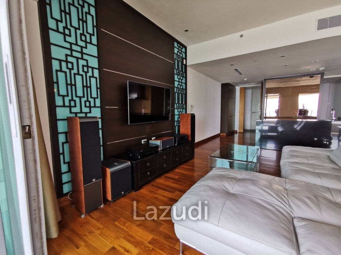 Apartment in Bang Phong Phang, Krung Thep Maha Nakhon, Thailand 4 - 13300479