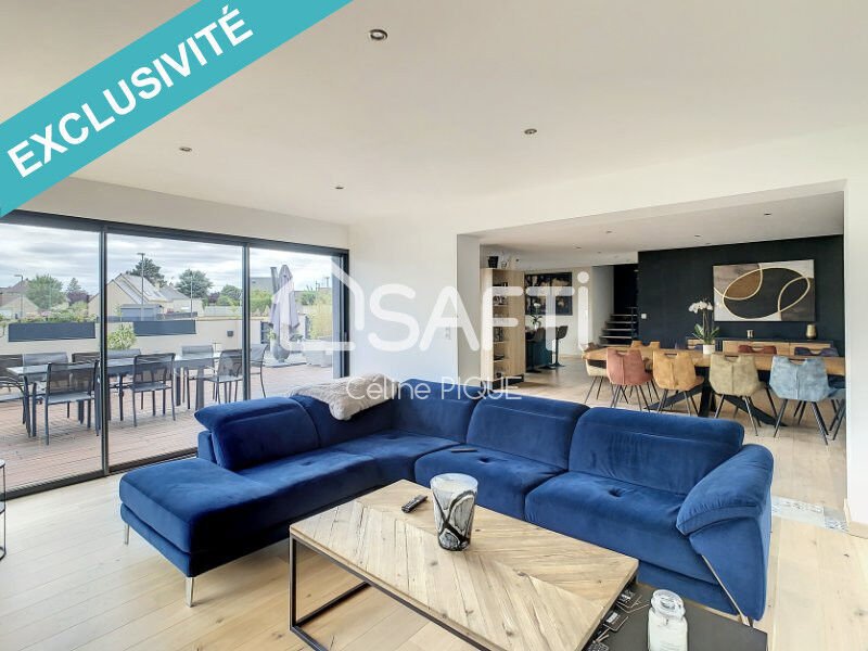 Maison Contemporaine De 7 Pièces In Caen, Normandy, France For Sale