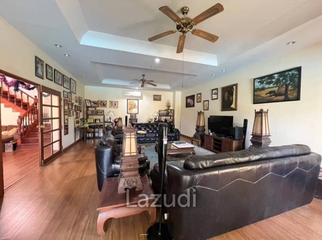 Villa in Pattaya City, Chon Buri, Thailand 4 - 13300475