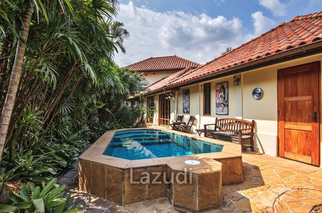 Villa in Pattaya City, Chon Buri, Thailand 1 - 13300172