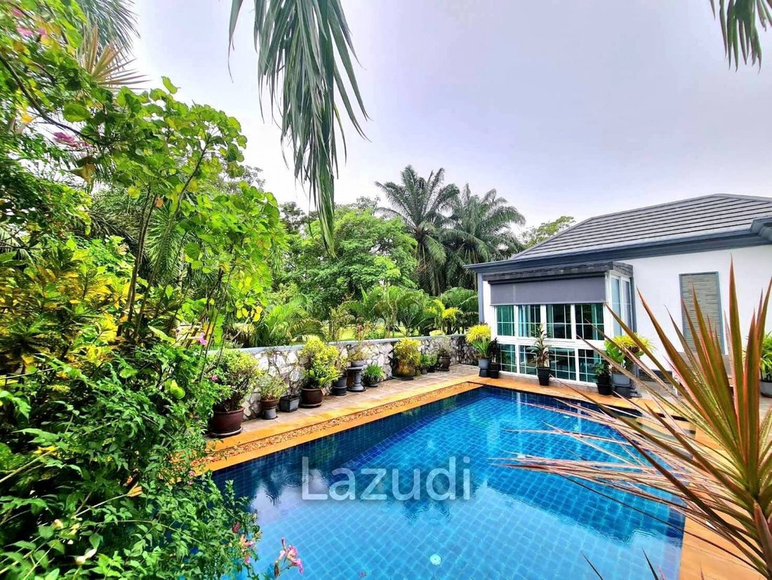 Villa in Pattaya City, Chon Buri, Thailand 1 - 13300273