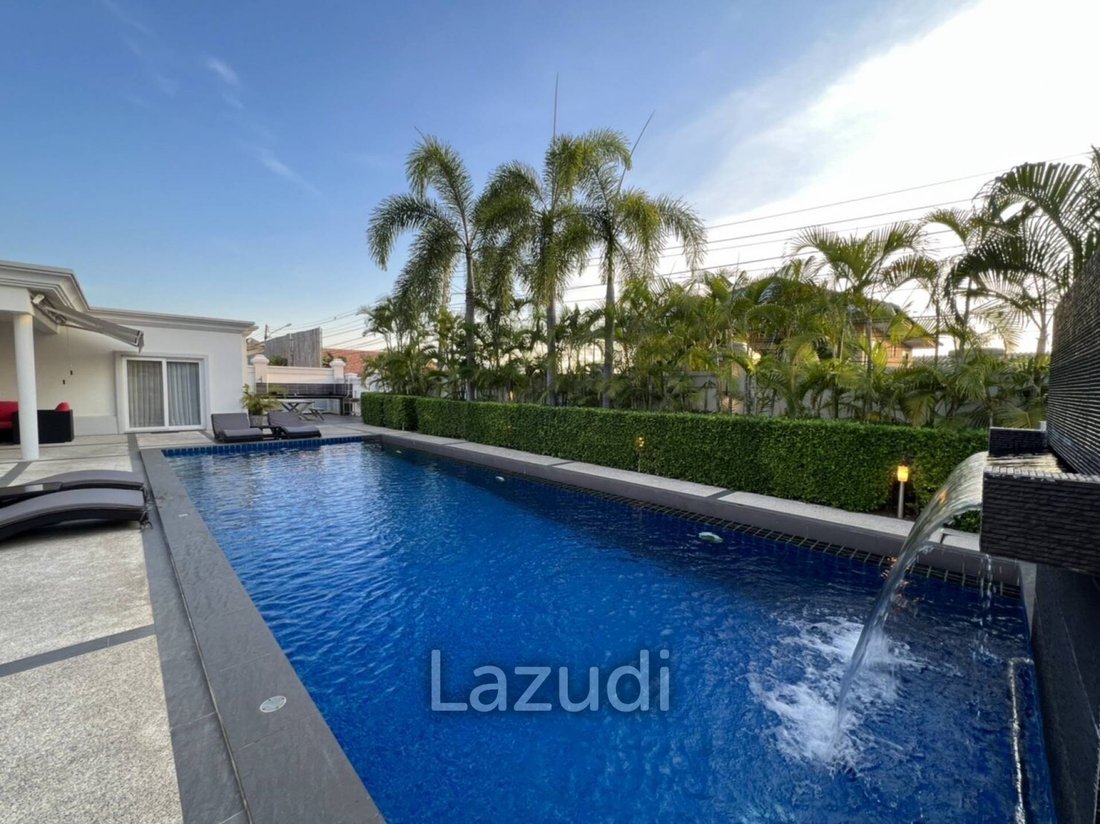 Villa in Pattaya City, Chon Buri, Thailand 1 - 13300058