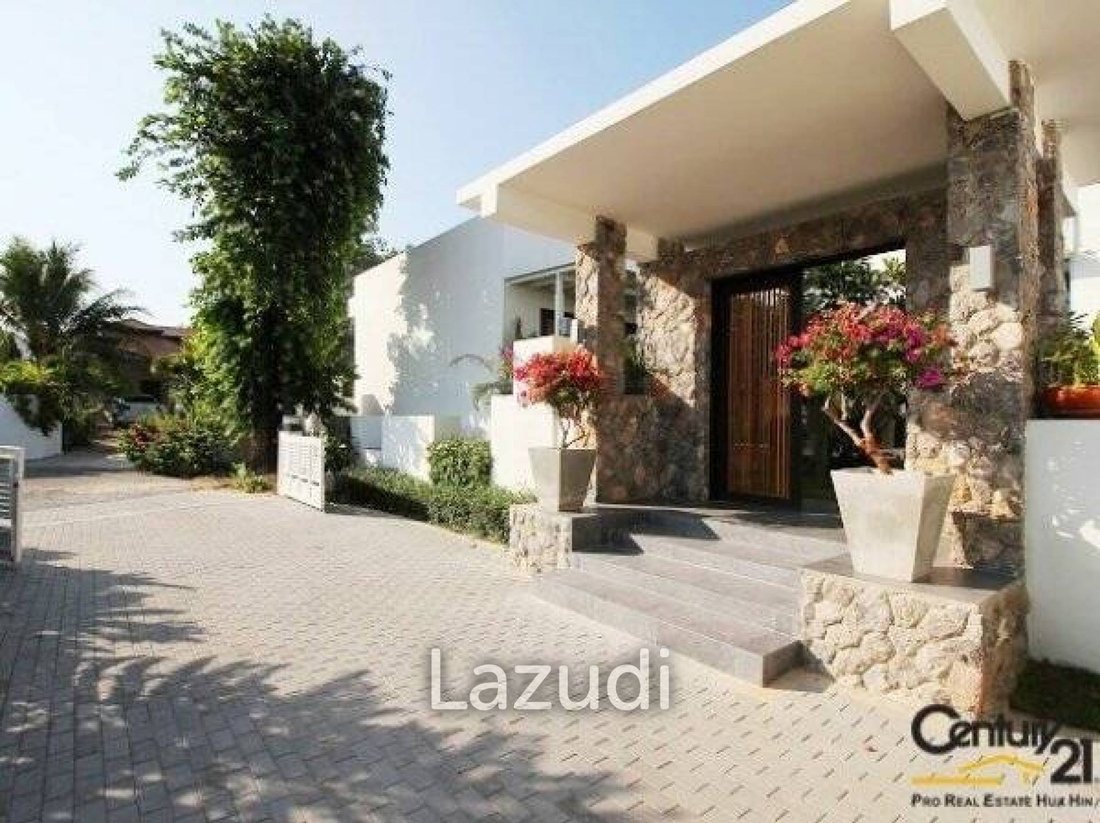 Villa in Hua Hin, Prachuap Khiri Khan, Thailand 2 - 13298891