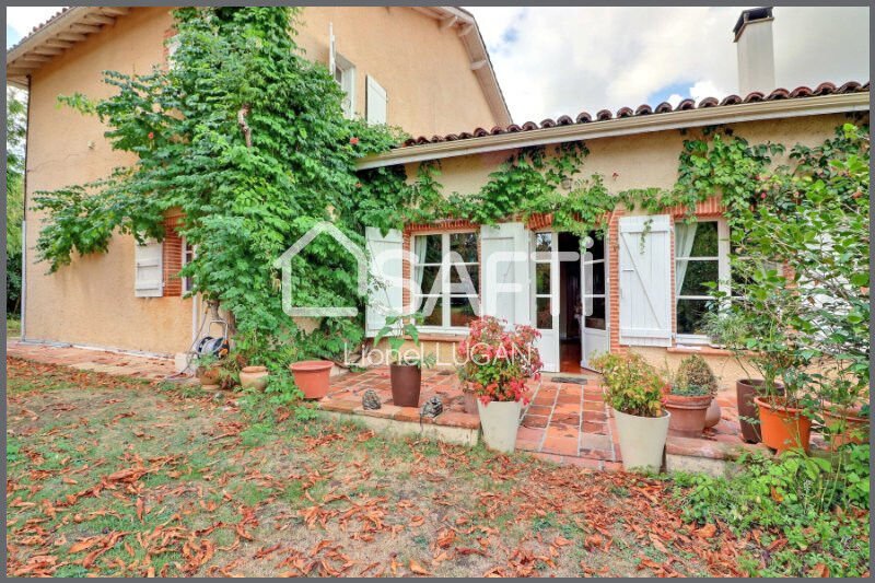 Maison De Maître Sur Les Hauteurs De Montauban In Montauban, Occitanie