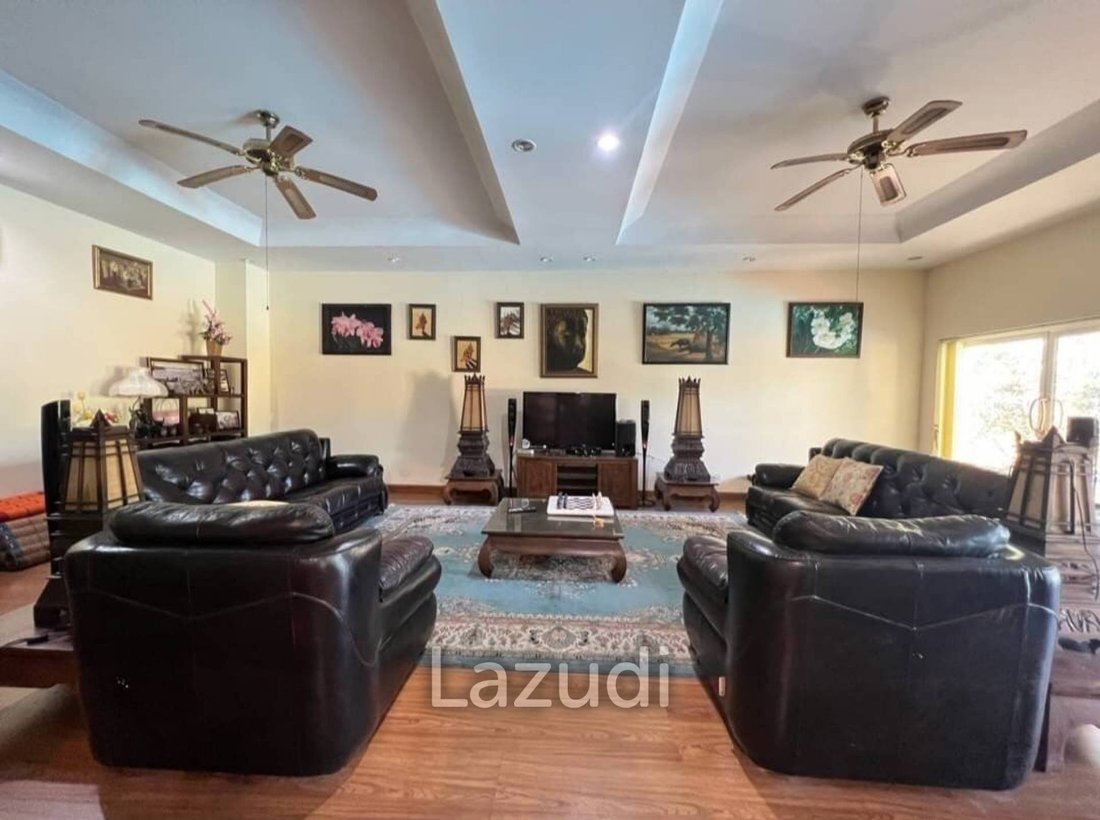 Villa in Pattaya City, Chon Buri, Thailand 5 - 13300475