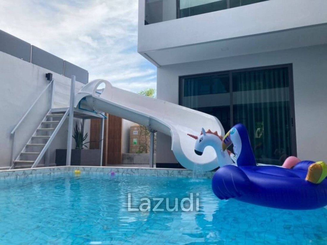 Villa in Pattaya City, Chon Buri, Thailand 2 - 13300171