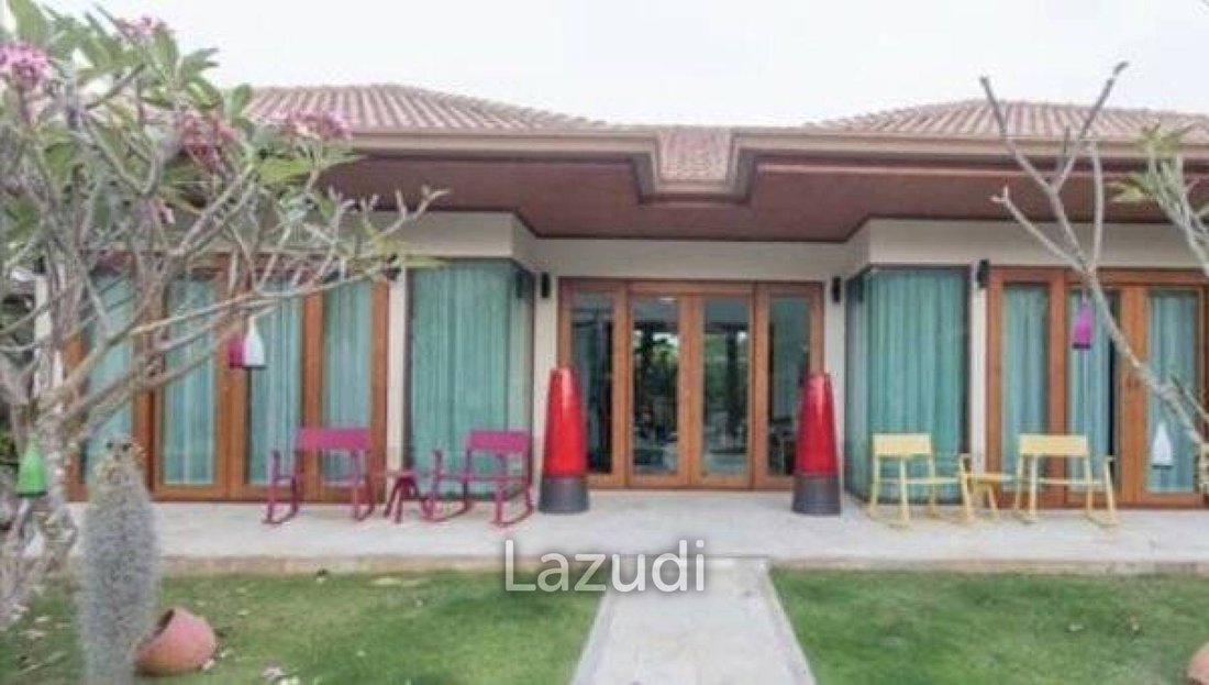 Villa in Sam Roi Yot, Prachuap Khiri Khan, Thailand 2 - 13298265