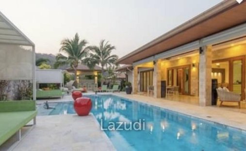 Villa in Sam Roi Yot, Prachuap Khiri Khan, Thailand 1