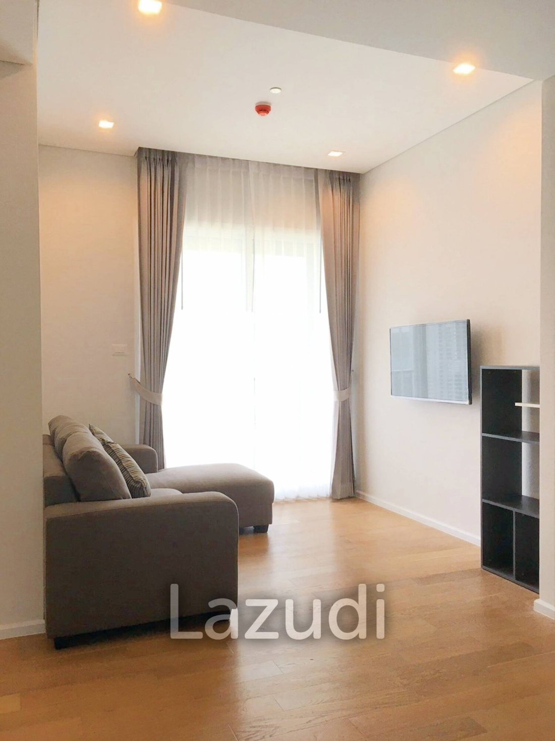 Apartment in Chom Phon, Bangkok, Thailand 1 - 13300446