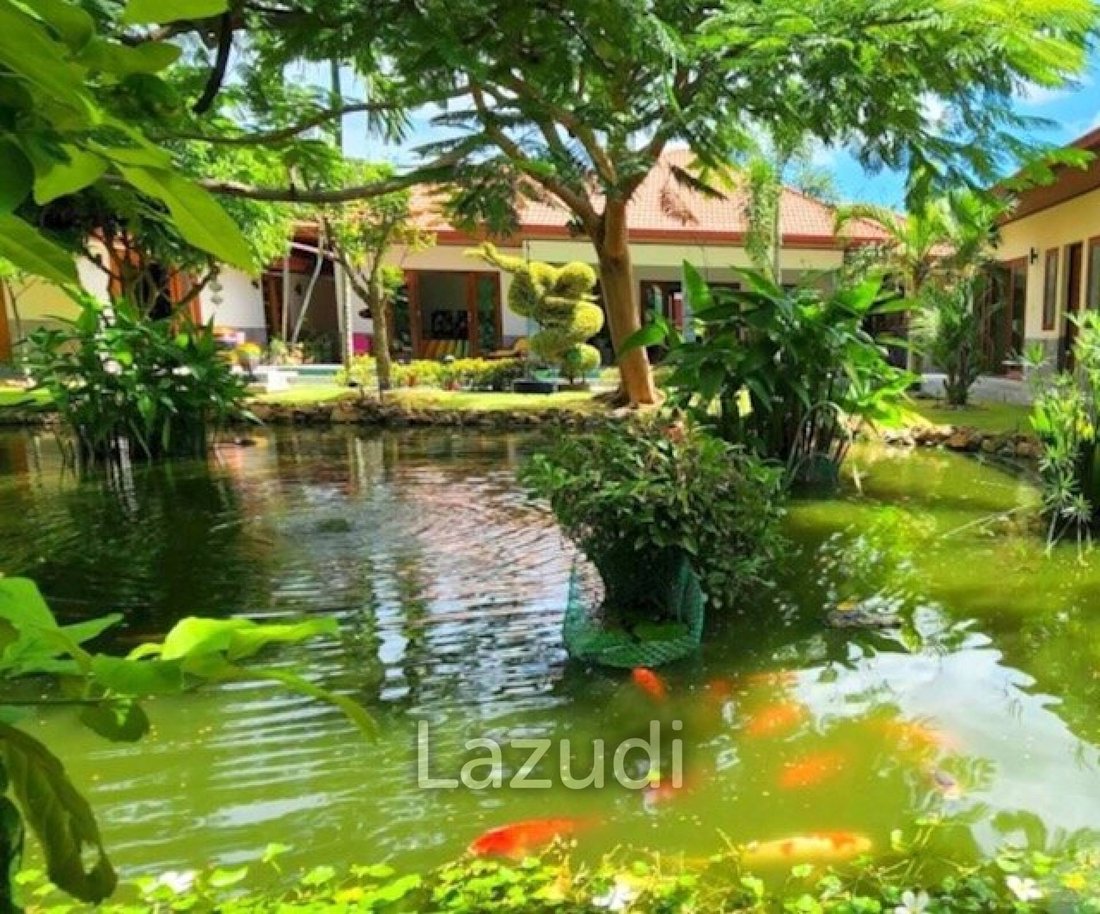 Villa in Pran Buri, Prachuap Khiri Khan, Thailand 1 - 13300391