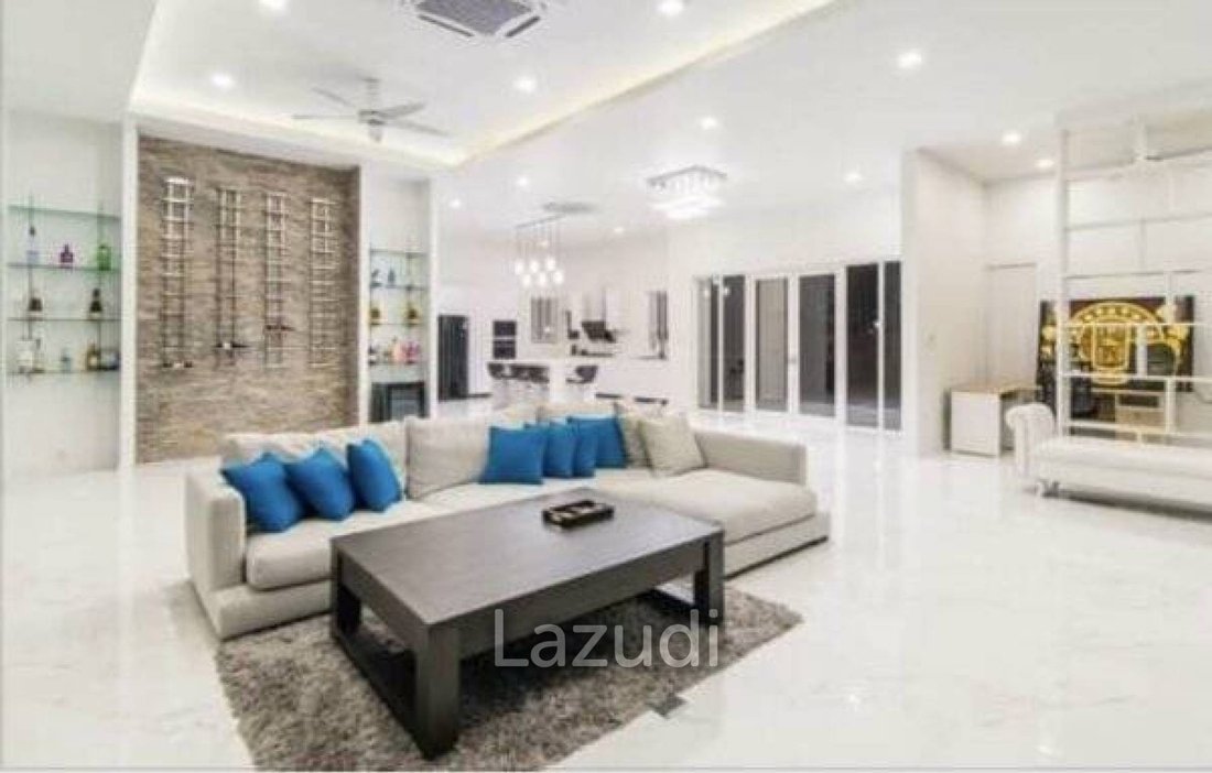 Villa in Hin Lek Fai, Prachuap Khiri Khan, Thailand 4 - 13299470