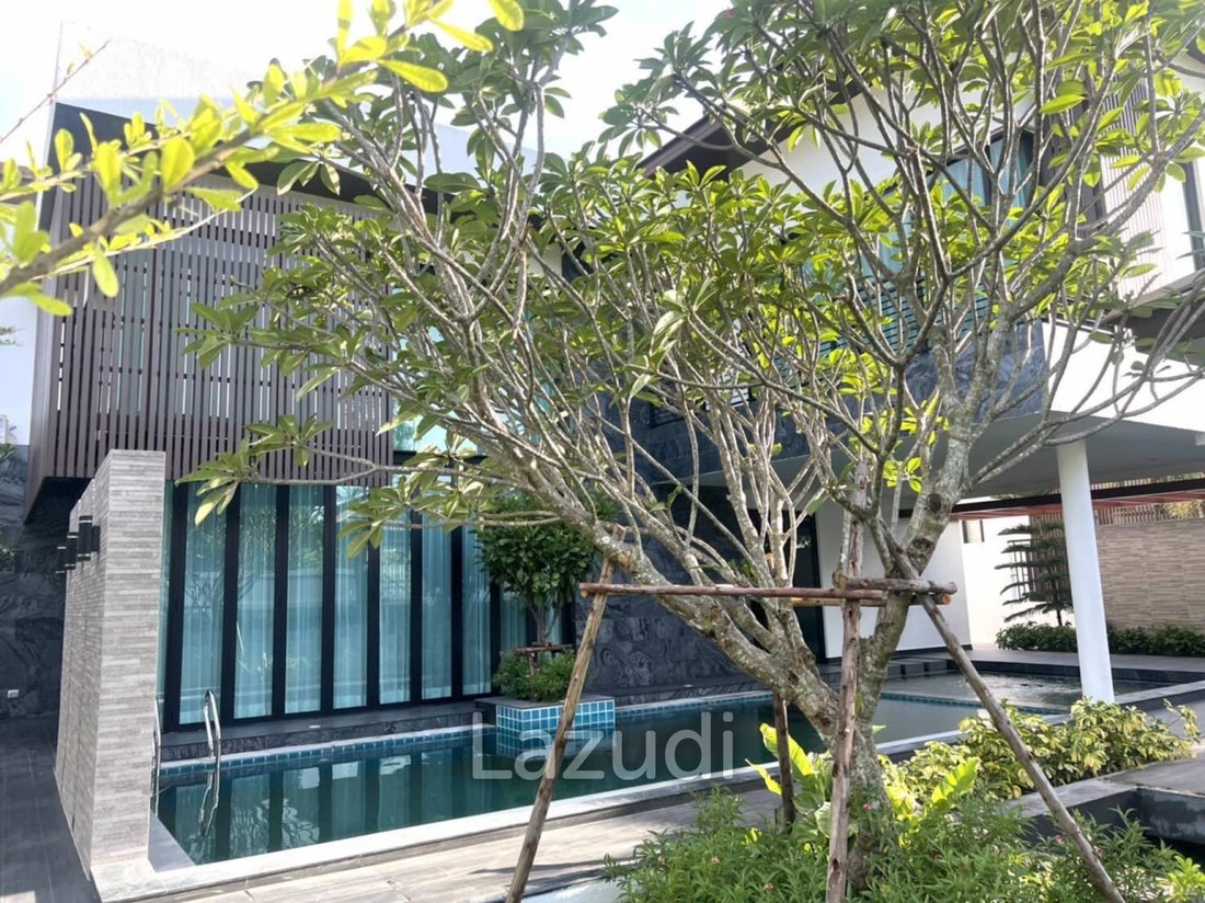 Villa in Mueang, Chon Buri, Thailand 1 - 13300131