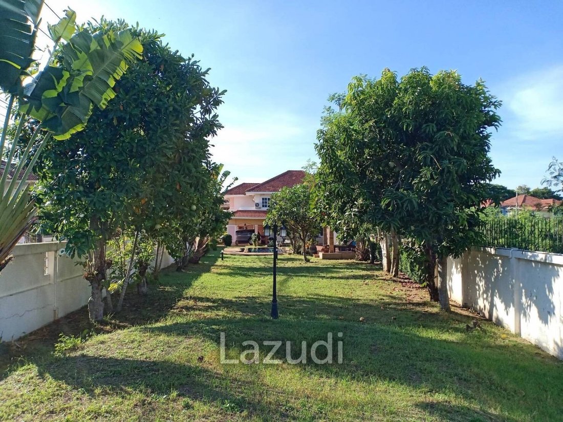 Villa in Pattaya City, Chon Buri, Thailand 5 - 13300110