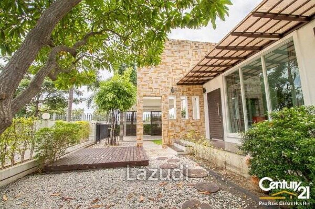 Villa in Hua Hin, Prachuap Khiri Khan, Thailand 2 - 13298759