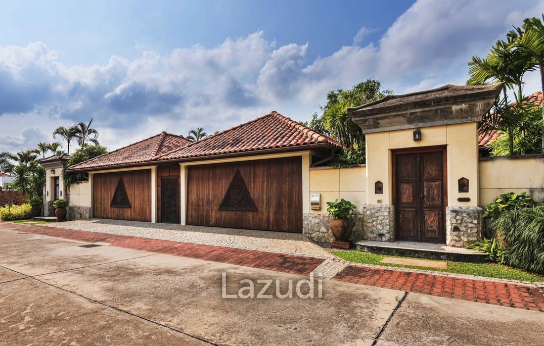 Villa in Pattaya City, Chon Buri, Thailand 5 - 13300172