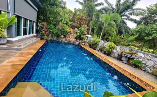 Villa in Pattaya City, Chon Buri, Thailand 1