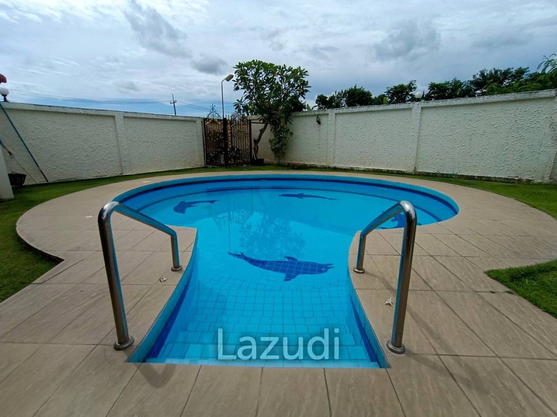 Villa in Pong, Chon Buri, Thailand 2 - 13300108