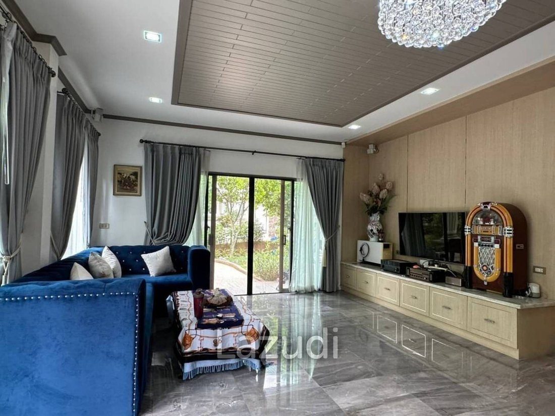 Villa in Pattaya City, Chon Buri, Thailand 5 - 13300472