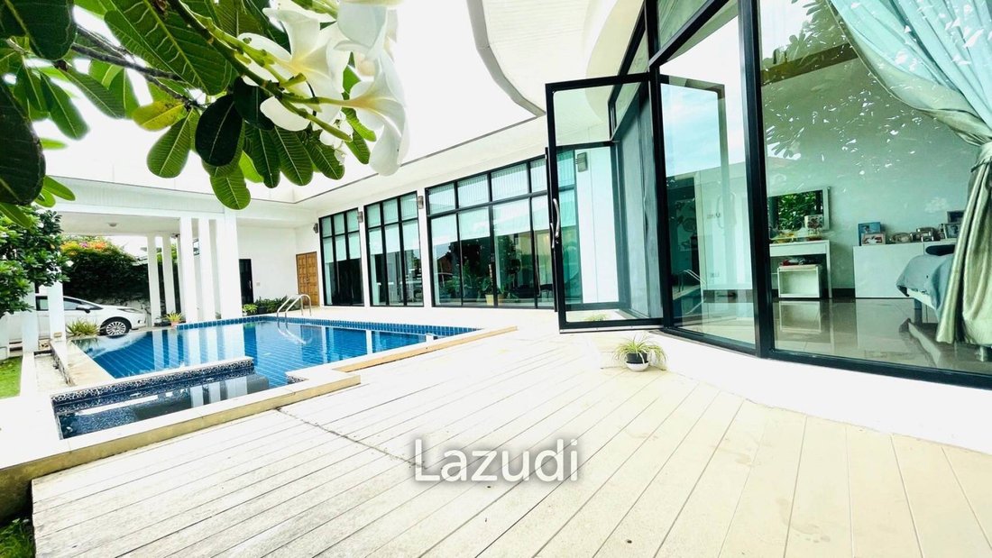 Villa in Pong, Chon Buri, Thailand 2 - 13300109