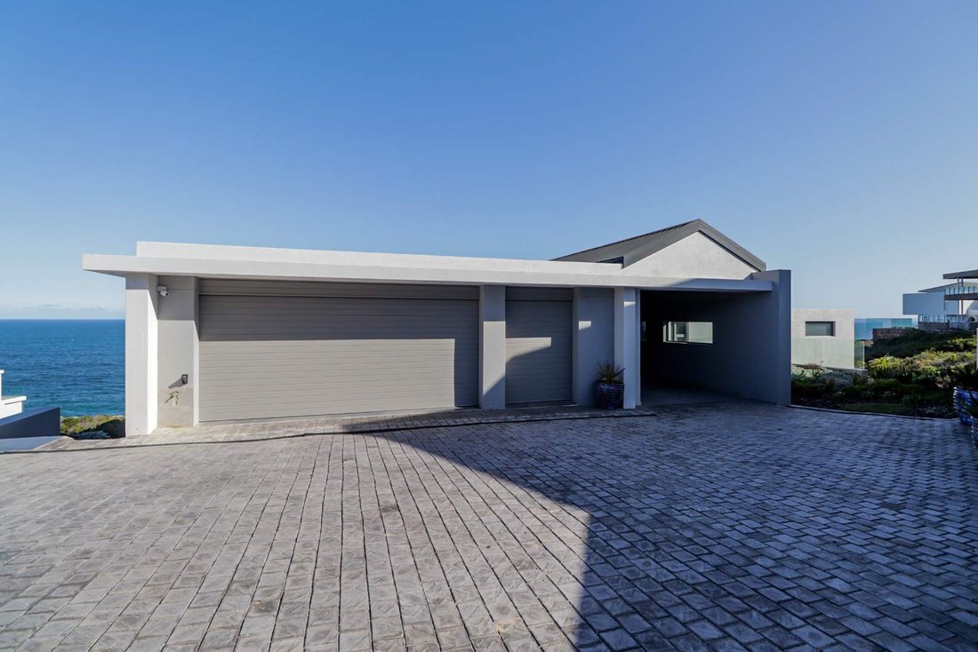 House in Mossel Bay, Western Cape, South Africa 3 - 13301239