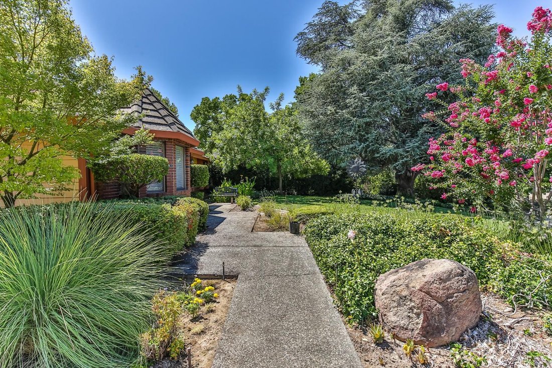 Remarkable Home With Unparalleled In Fair Oaks, California, United