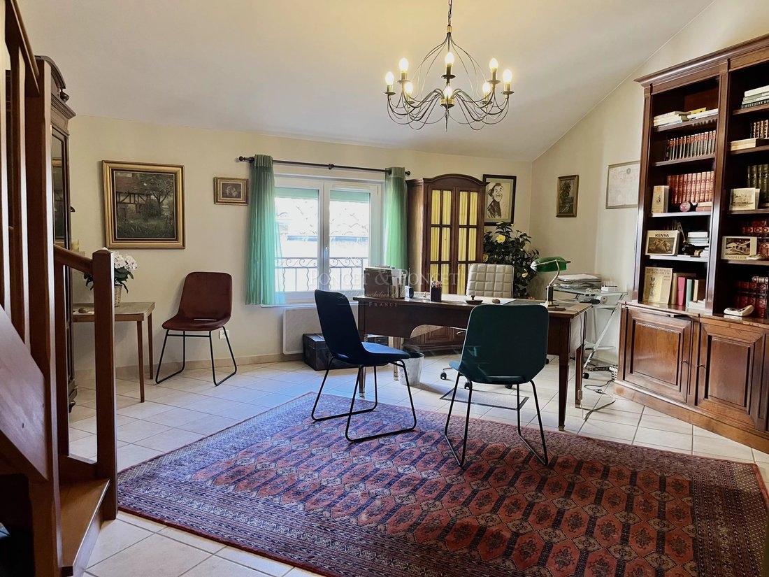 Uzès Center Village House With Terrace And Garage! In Uzès, Occitanie, France For Sale (13163096)