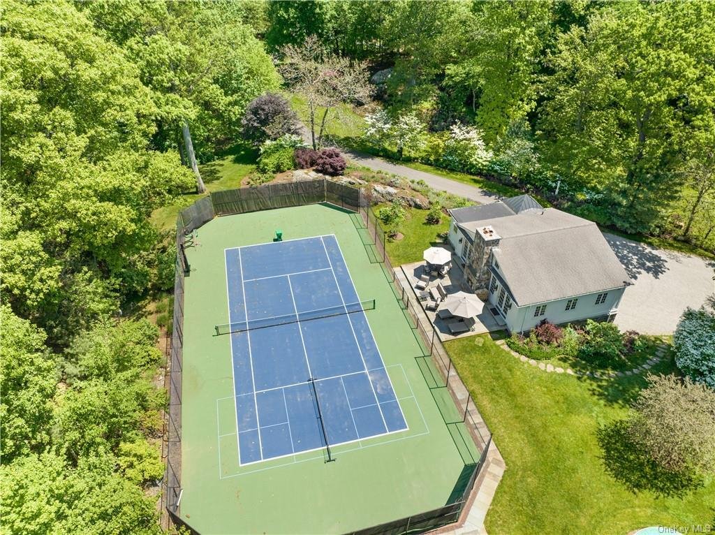 Entertainer's House In Chappaqua, New York, United States For Sale