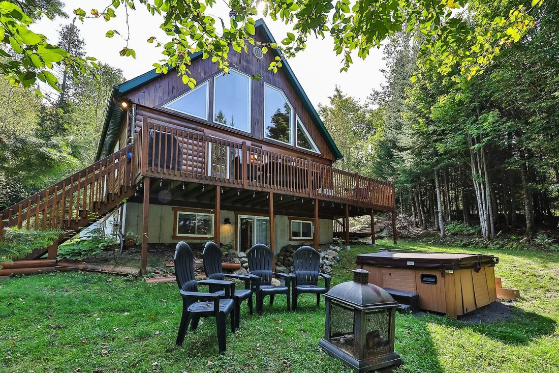 Entrelacs, Lanaudière In Entrelacs, Quebec, Canada For Sale (13305101)