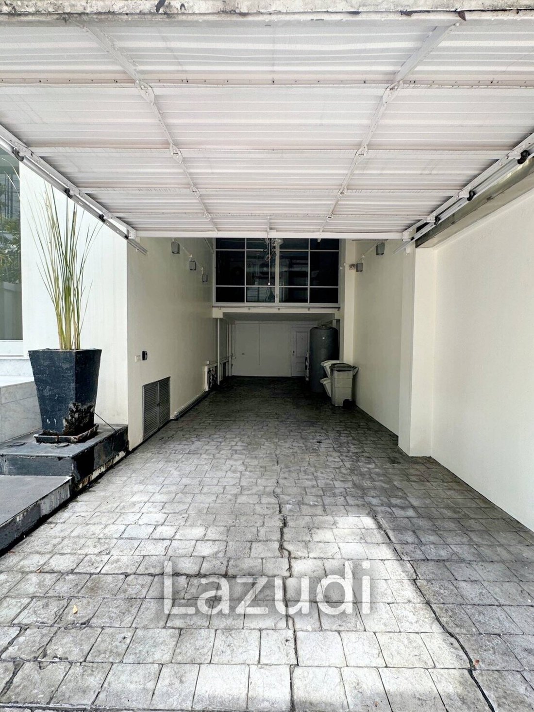 House in Bangkok, Krung Thep Maha Nakhon, Thailand 3 - 13306480